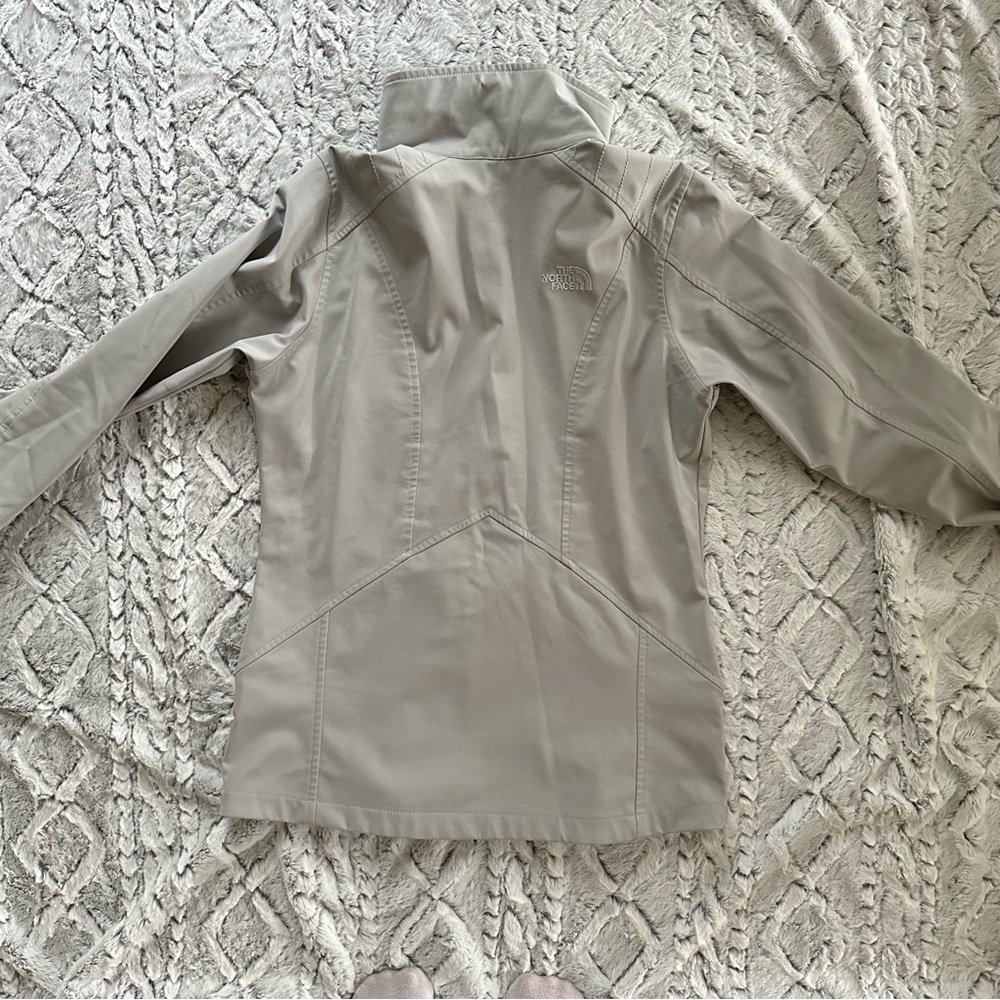 The North Face Women's Parkslope Jacket, High Rise Grey - CP5C size medium - Picture 8 of 12